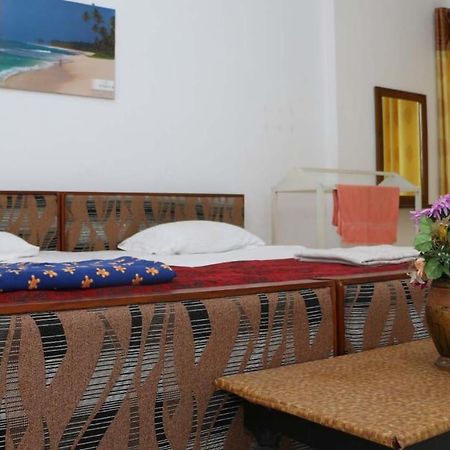 Suisse Villa Канді Екстер'єр фото